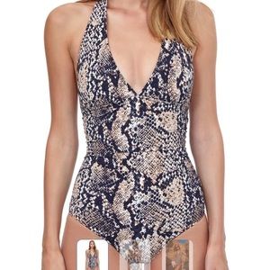 ♥️CLEARANCE♥️Women's Kalahari Halter Neck One Piece Swimsuit NWT size 10